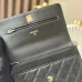 7CHANEL Wallet on chain - Pearly lambskin &amp; gold-tone metal #A49786