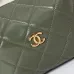 11Chanel 22 small handbag, Shiny grained calfskin, enamel #A49153