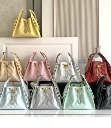 Chanel 25 medium handbag, Grained calfskin  #A49783