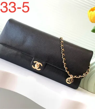 Maxi clutch bag, Grained shiny calfskin &amp; gold-tone metal, black #A49177