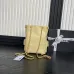 22Chanel Mochila, Piel de cordero efecto brillo y metal dorado #A49155