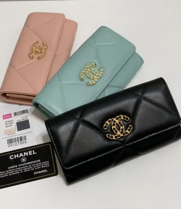 CHANEL Lambskin Quilted Chanel 19 Flap Wallet #A49138