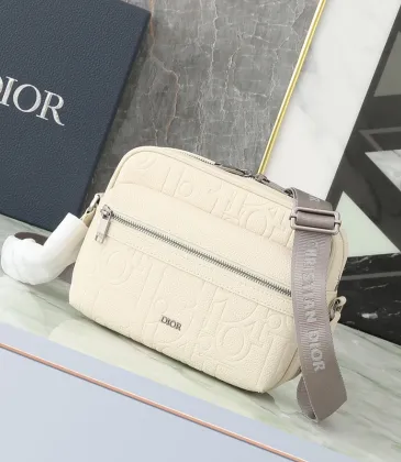 Rider 2.0 Zipped Messenger Bag Dior Gravity Leather #A50080