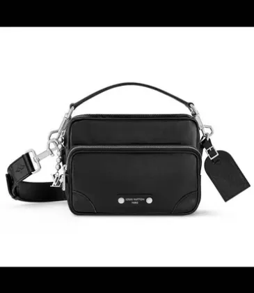 Louis Vuitton Men's bag Nil H35 - Men Bags #A49400
