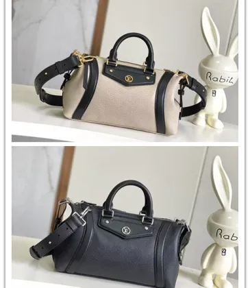 LV Everyone's Carrying The New Nicolas Ghesquière #A50710