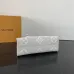 5Louis Vuitton Handbag OnTheGo East West Size:25x13x10cm #A48357