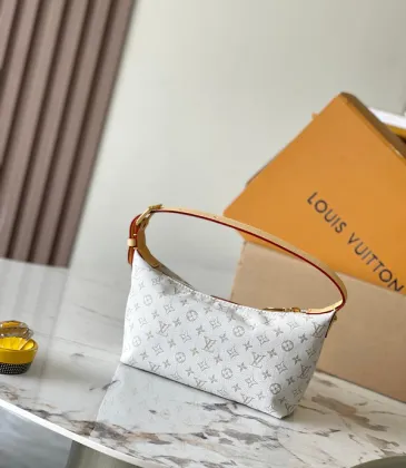 Louis Vuitton Hills Pochette #A50832
