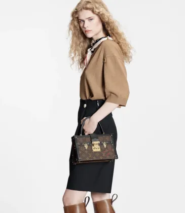 Louis Vuitton Reverse Monogram Giant Onthego MM Shoulder Bags Purse Handbags #999930581