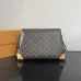 3Louis Vuitton Shoulder Bags Hide Away #A51649