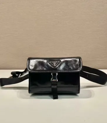 Prada Black Leather shoulder bag #A49678