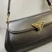 16Prada Bolsa De Hombro Con Logo Triangular Esmaltado #A49968