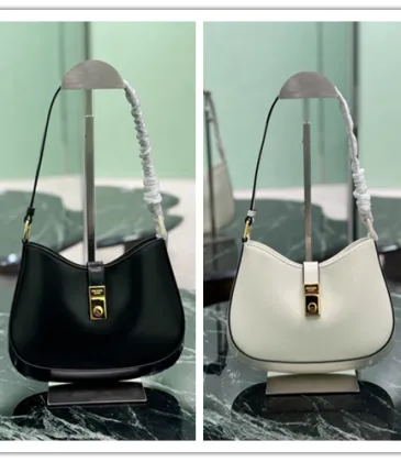 Prada Handbag Cheo Size:22x18.5x4.5cm #A48393