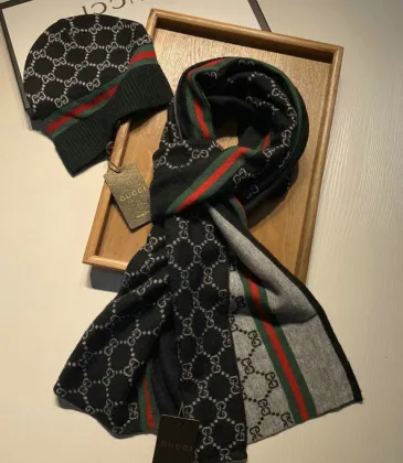 Gucci Wool knitted Scarf and cap #999909605