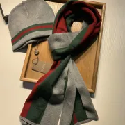 Gucci Wool knitted Scarf and cap #999909608