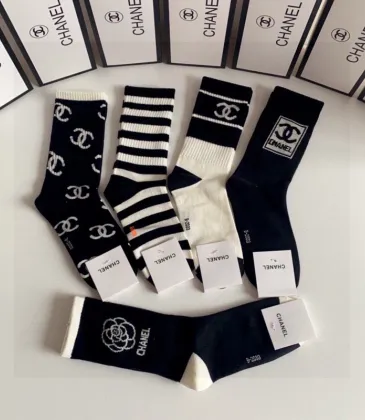 Chanel socks Five pairs per box #A51571