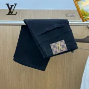Louis Vuitton Jeans for Louis Vuitton short Jeans for men #A49858