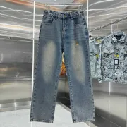 Louis Vuitton Jeans for Louis Vuitton short Jeans for men #A50276
