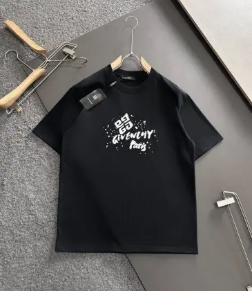 Givenchy T-shirts for MEN Black/White #A47170