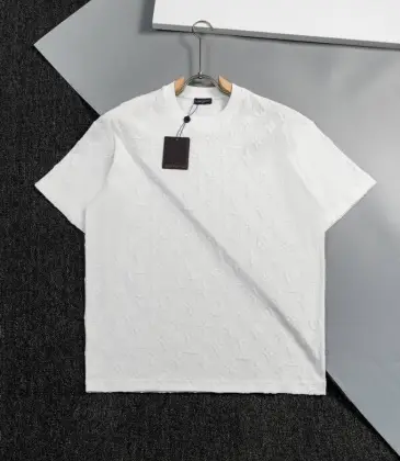 Louis Vuitton T-Shirts for AAAA Louis Vuitton T-Shirts Black/White #A46707