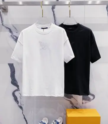 Louis Vuitton T-Shirts for AAAA Louis Vuitton T-Shirts Black/White #A46752