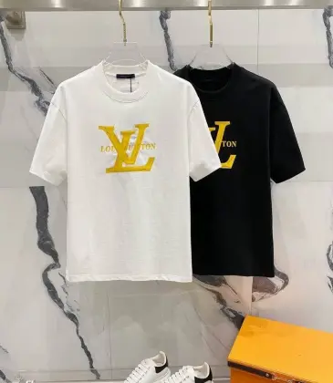 Louis Vuitton T-Shirts for AAAA Louis Vuitton T-Shirts Black/White #A46770