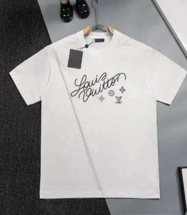 Louis Vuitton T-Shirts for AAAA Louis Vuitton T-Shirts Crew Neck Black/White #A46719