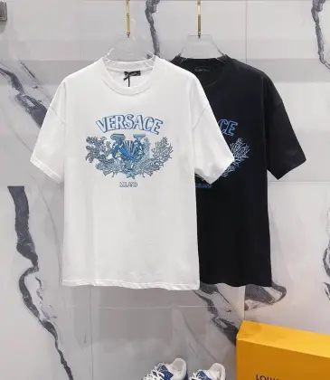 Versace T-Shirts for Men t-shirts Black/White #A47351