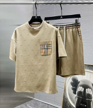 Burberry Tracksuits for Burberry Short Tracksuits for men #A50019