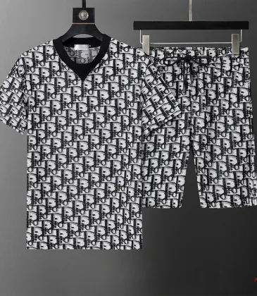 Dior tracksuits for Dior Short Tracksuits for men #A49652