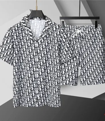 Dior tracksuits for Dior Short Tracksuits for men #A51304