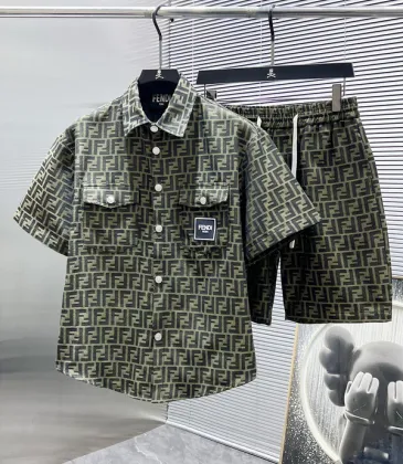 Fendi Tracksuits for Fendi Short Tracksuits for men #A49082