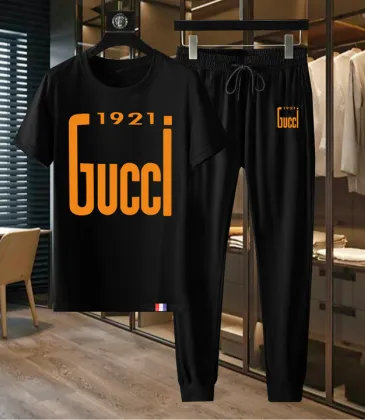Gucci Tracksuits for Gucci short tracksuits for men #A25751