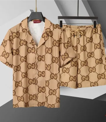 Gucci Tracksuits for Gucci short tracksuits for men #A51302