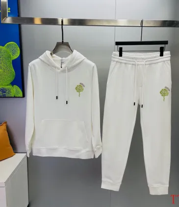 Gucci Tracksuits for Men's long tracksuits #A50622