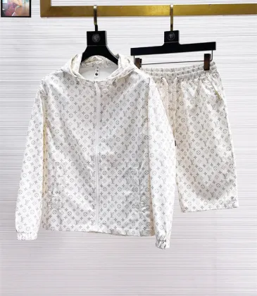 Louis Vuitton tracksuits for Louis Vuitton short tracksuits for men #A36954