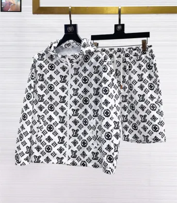 Louis Vuitton tracksuits for Louis Vuitton short tracksuits for men #A36960