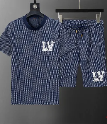 Louis Vuitton tracksuits for Louis Vuitton short tracksuits for men #A49658