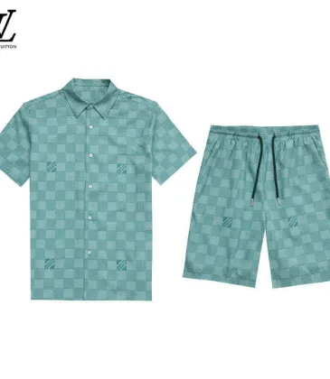 Louis Vuitton tracksuits for Louis Vuitton short tracksuits for men #A50000