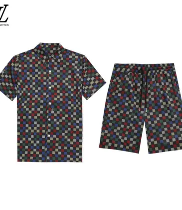 Louis Vuitton tracksuits for Louis Vuitton short tracksuits for men #A50004