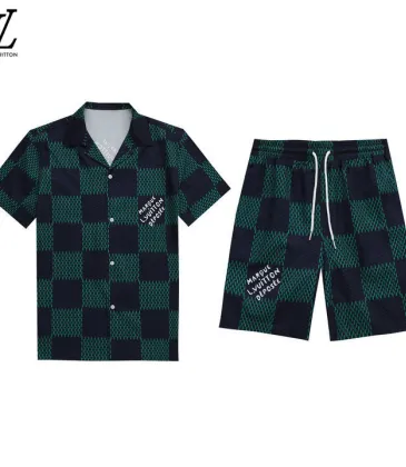 Louis Vuitton tracksuits for Louis Vuitton short tracksuits for men #A50006
