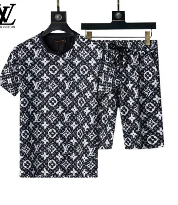 Louis Vuitton tracksuits for Louis Vuitton short tracksuits for men #A51956