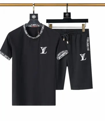 Louis Vuitton tracksuits for Louis Vuitton short tracksuits for men #A51966