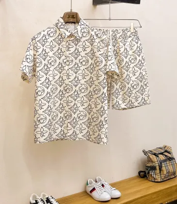 Louis Vuitton tracksuits for Louis Vuitton short tracksuits for men #A52228