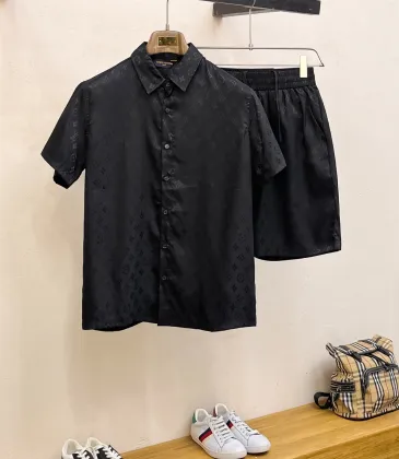 Louis Vuitton tracksuits for Louis Vuitton short tracksuits for men #A52229