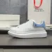 4Alexander McQueen Shoes for Unisex McQueen Sneakers #A39781