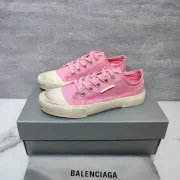 Balenciaga shoes for Women's Balenciaga Sneakers #A25936
