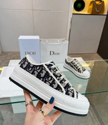 Dior Shoes for Women's Sneakers #999934583