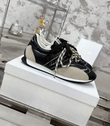 Dior Shoes for Women's Sneakers #A48510