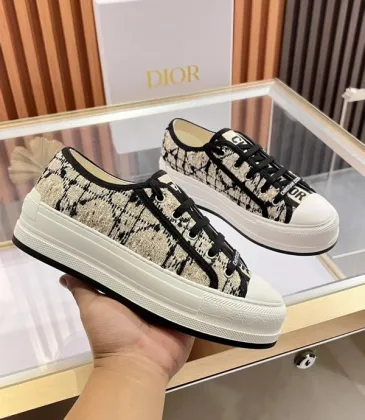 Dior Shoes for Women's Sneakers #A49491