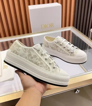 Dior Shoes for Women's Sneakers #A49494